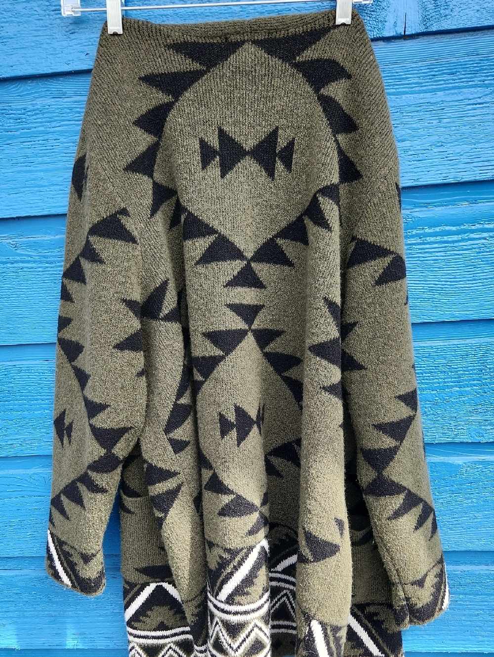 FRYE Olive and Black Geometric Open-Front Cardigan - Picture 6 of 6